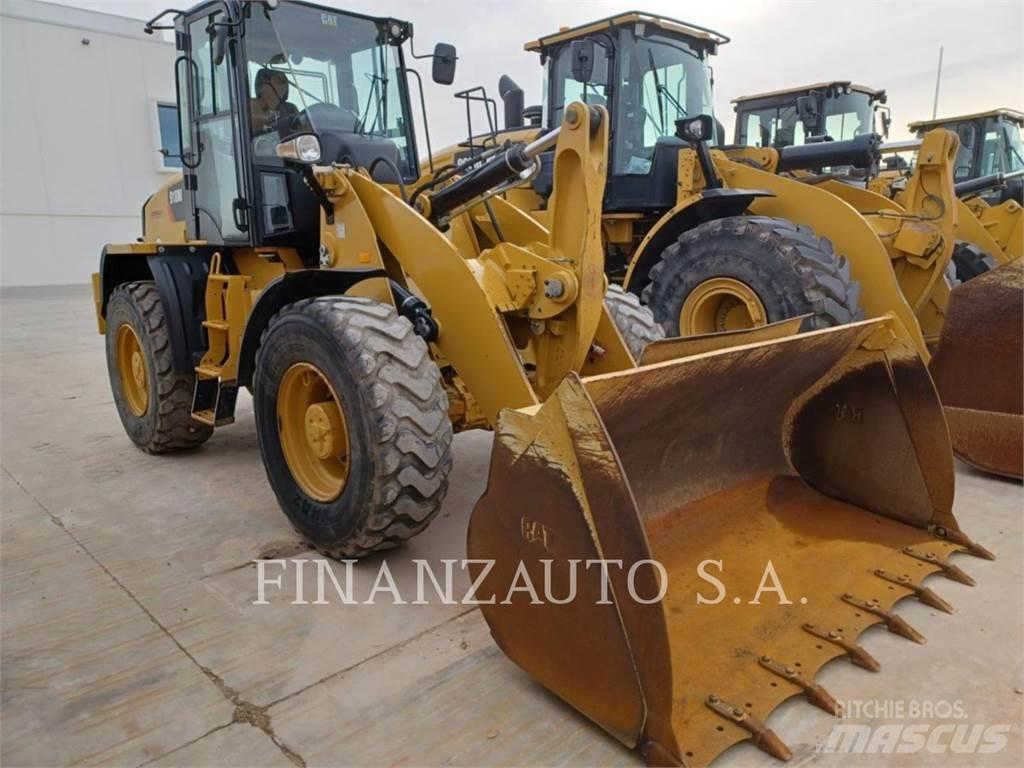 CAT 918M Колесни товарачи
