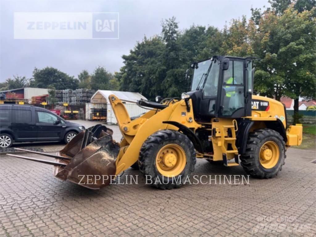 CAT 918M Колесни товарачи