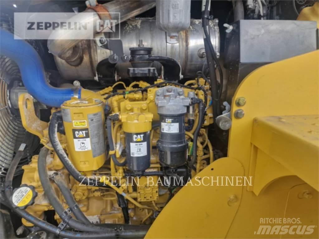CAT 918M Колесни товарачи
