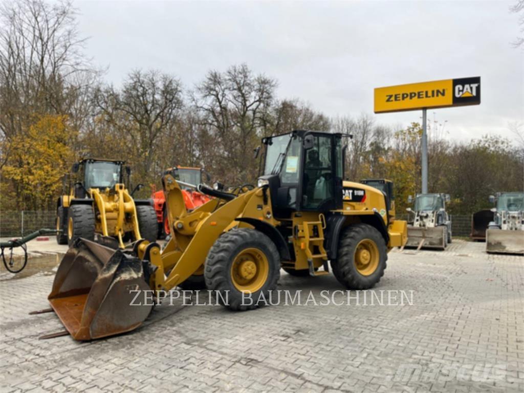 CAT 918M Колесни товарачи