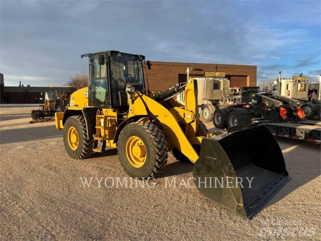 CAT 920 Колесни товарачи
