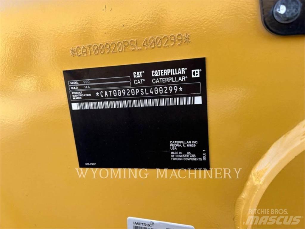 CAT 920 Колесни товарачи