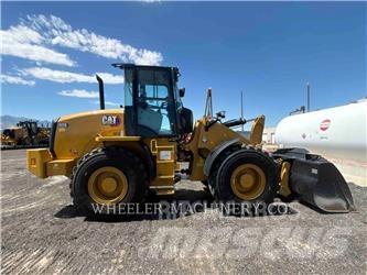 CAT 920 Колесни товарачи