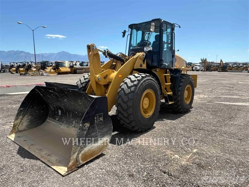 CAT 920 Колесни товарачи