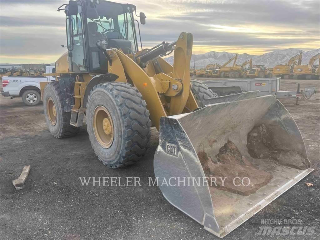 CAT 920 Колесни товарачи