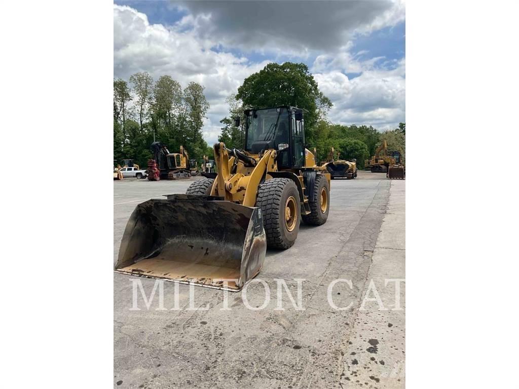 CAT 920 Колесни товарачи
