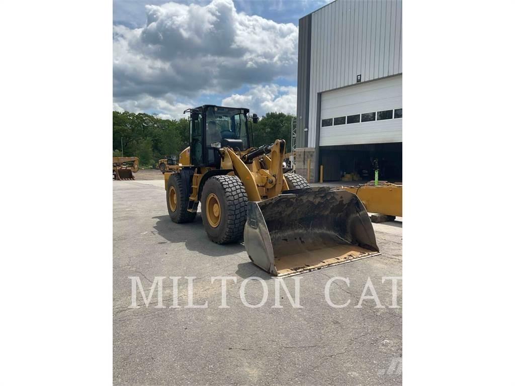 CAT 920 Колесни товарачи