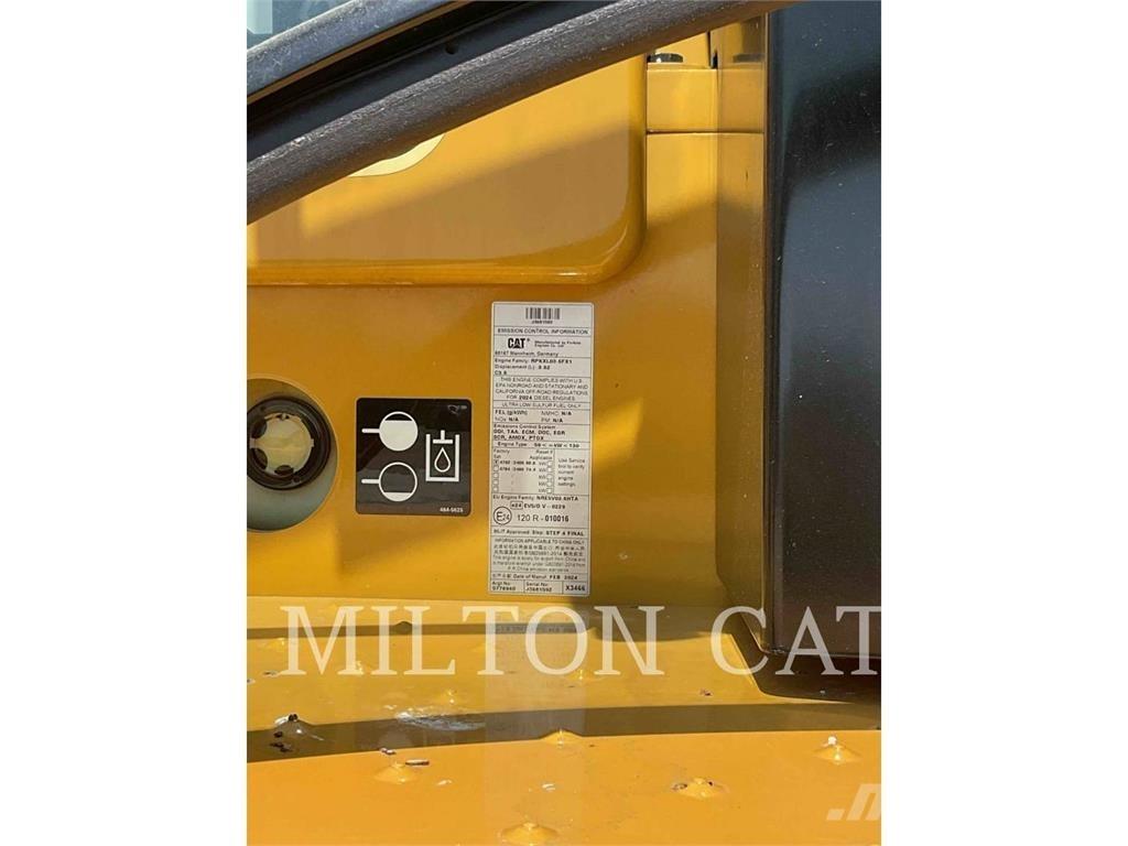 CAT 920 Колесни товарачи