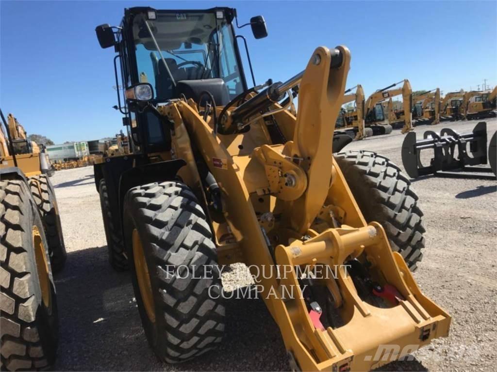 CAT 920-14 Колесни товарачи
