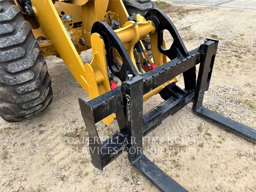 CAT 920-14 Колесни товарачи