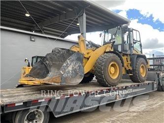CAT 920 FQC Колесни товарачи
