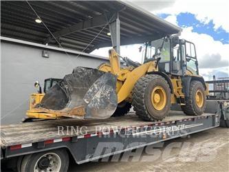 CAT 920FQC Колесни товарачи
