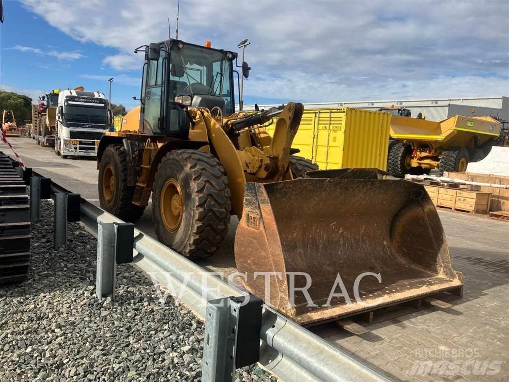 CAT 920K Колесни товарачи