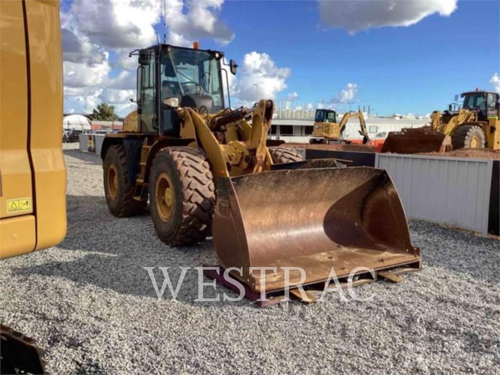 CAT 920K Колесни товарачи