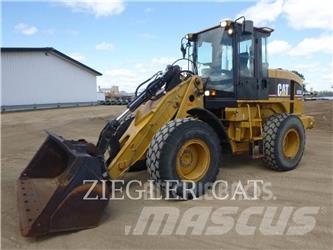 CAT 924G Колесни товарачи