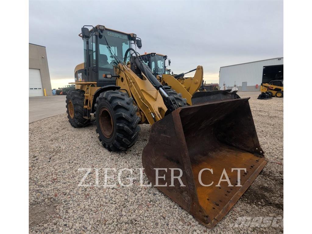 CAT 924G Колесни товарачи