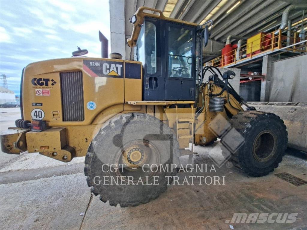 CAT 924H Колесни товарачи