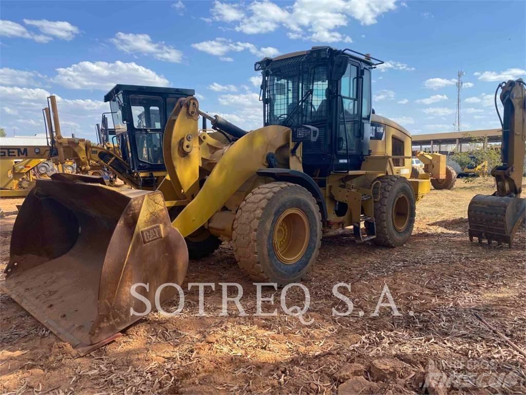 CAT 924K Колесни товарачи