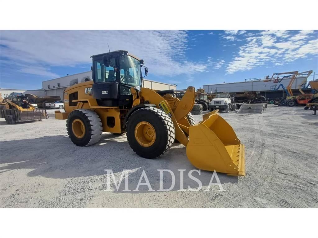 CAT 924K Колесни товарачи