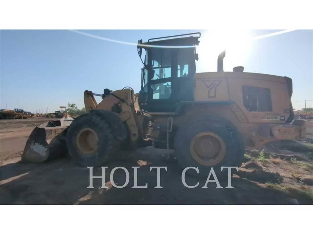 CAT 924K Колесни товарачи