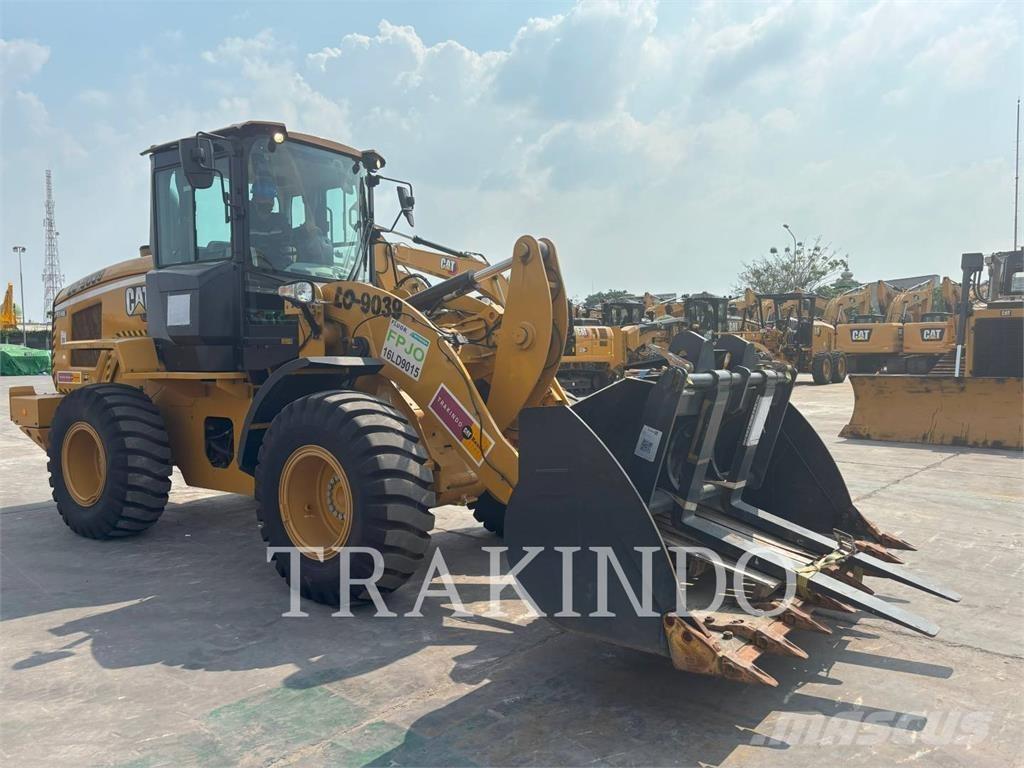 CAT 924K Колесни товарачи