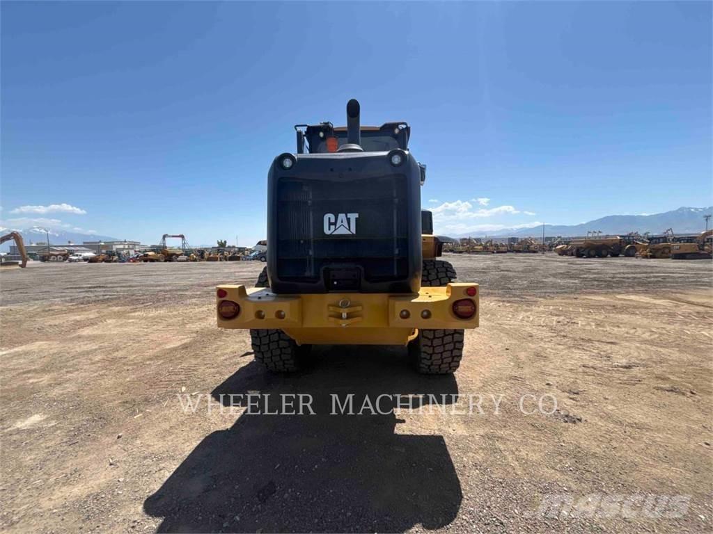 CAT 926 QC 3V Колесни товарачи