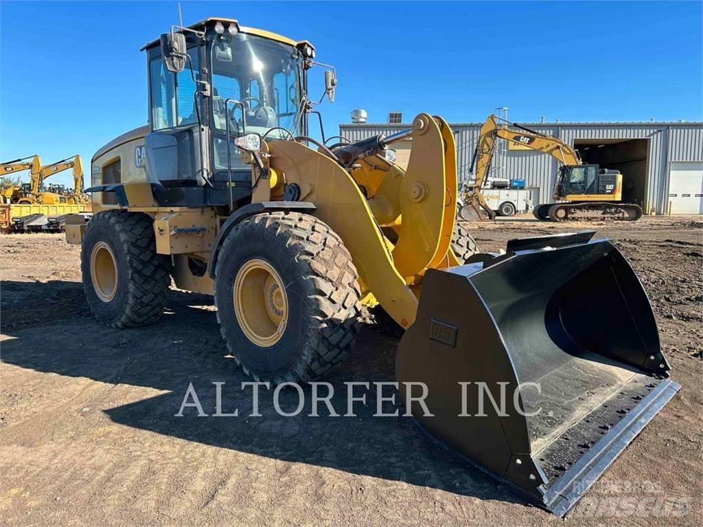 CAT 926M Колесни товарачи