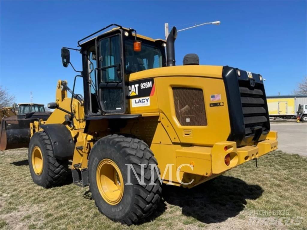 CAT 926M Колесни товарачи