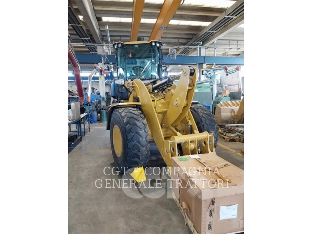 CAT 926M Колесни товарачи