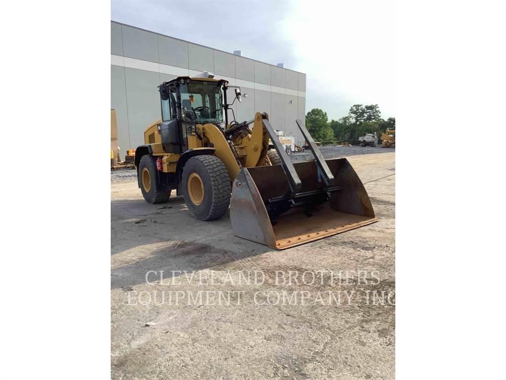 CAT 926M Колесни товарачи
