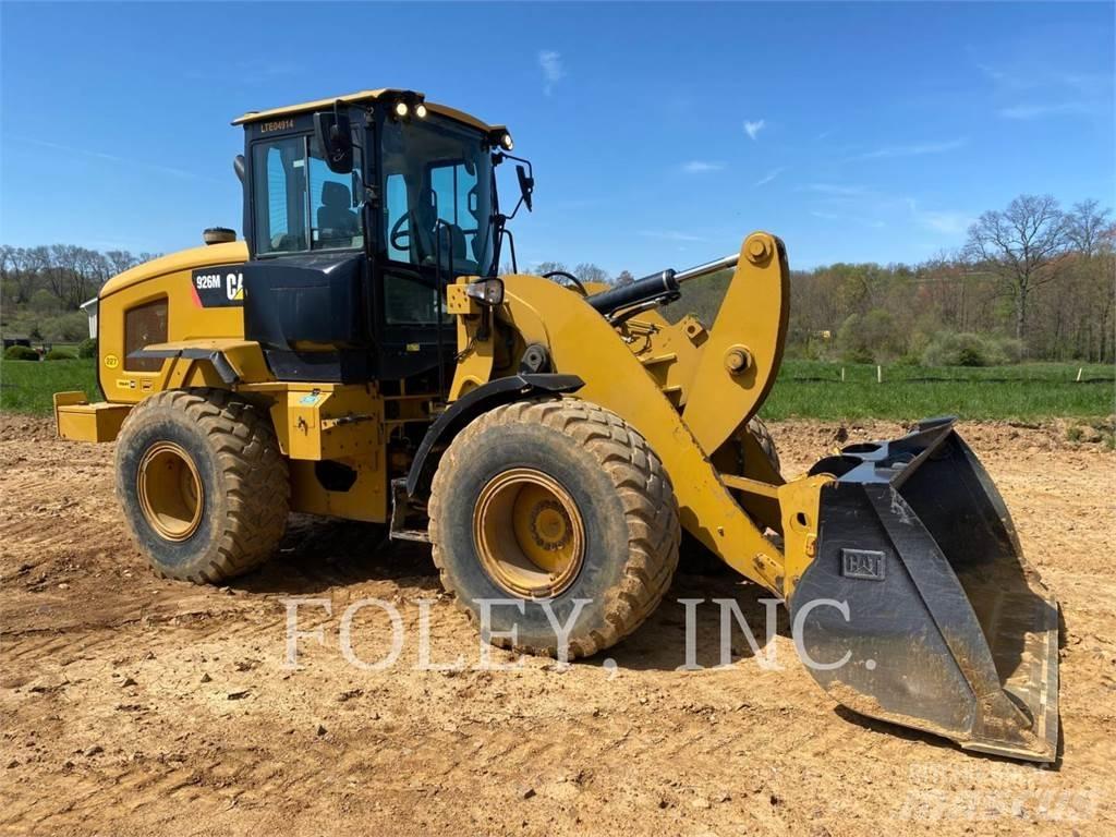 CAT 926M Колесни товарачи