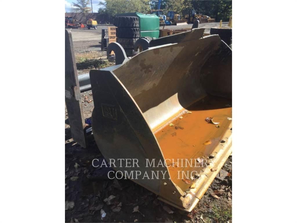 CAT 926M Колесни товарачи