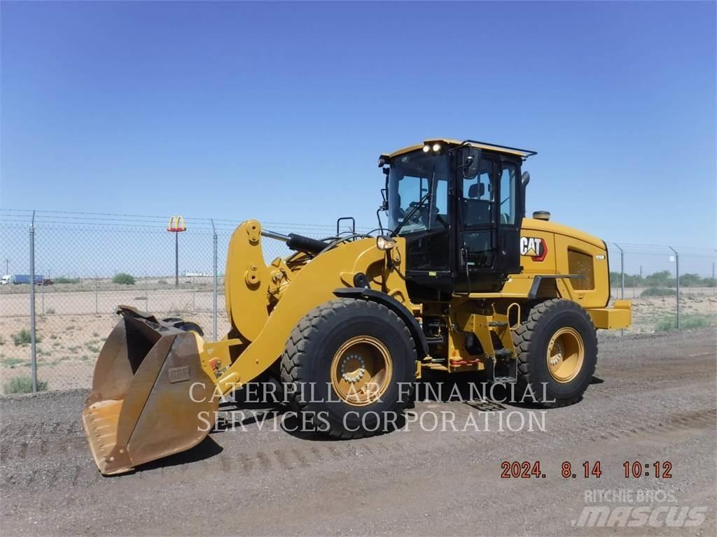 CAT 926M Колесни товарачи