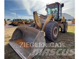 CAT 926M Колесни товарачи