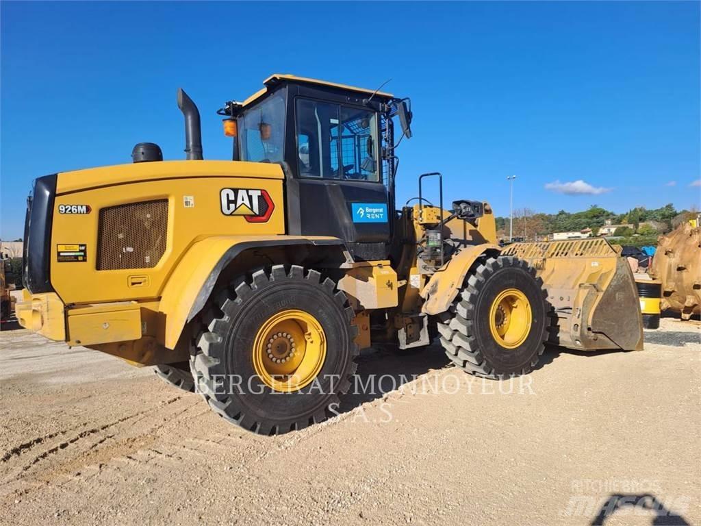 CAT 926M Колесни товарачи