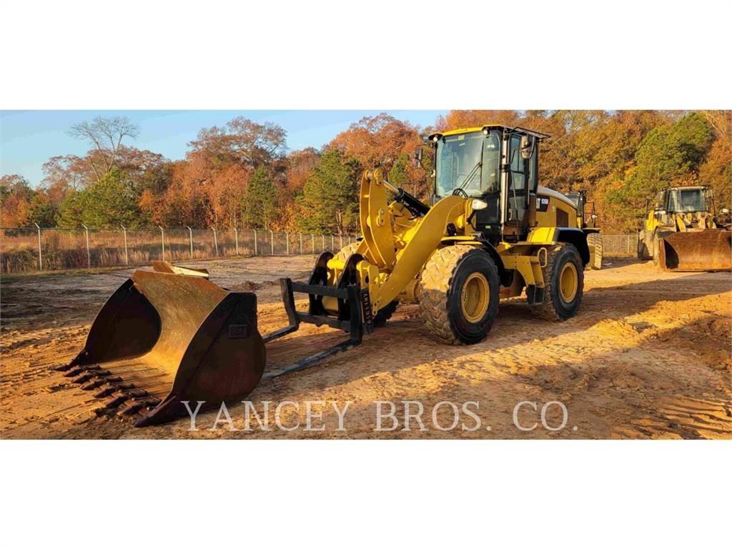 CAT 926M Колесни товарачи