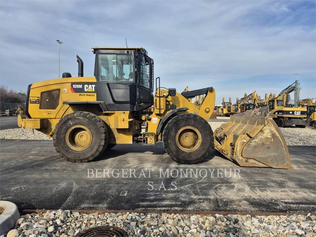 CAT 926M Колесни товарачи