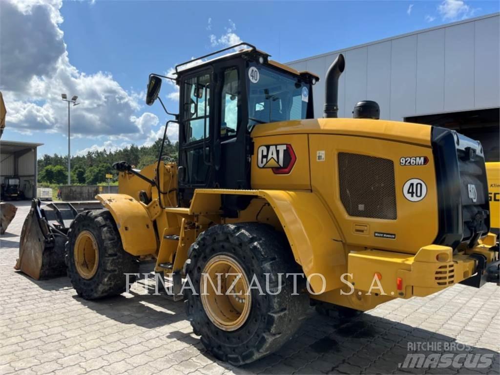 CAT 926M Колесни товарачи