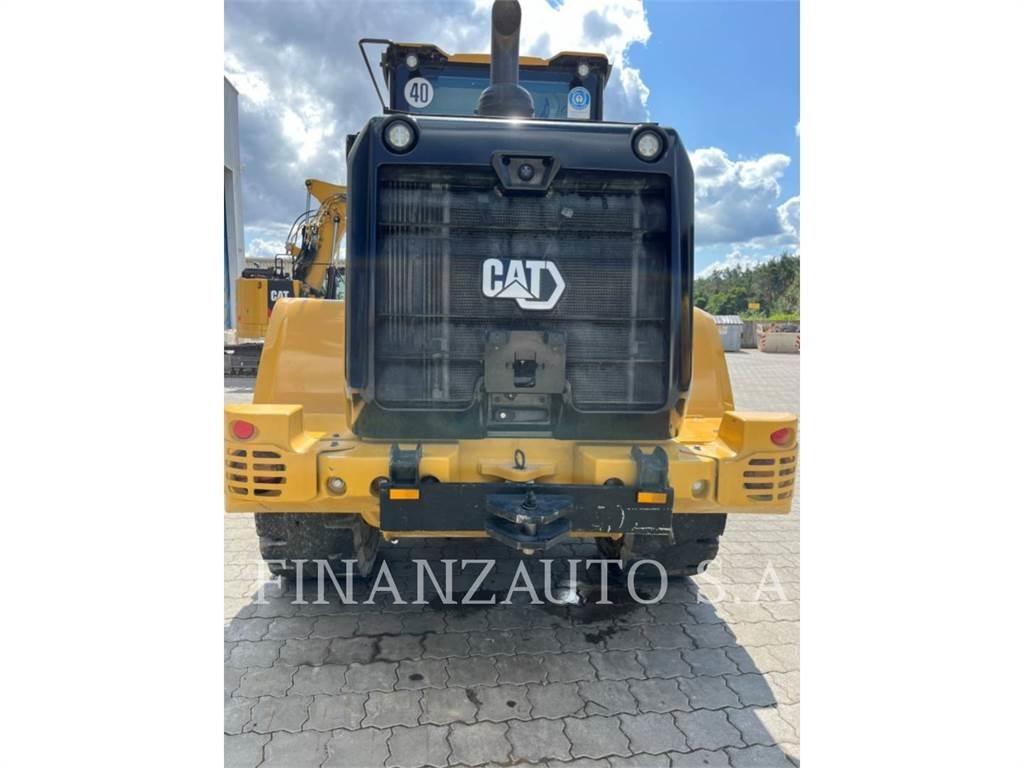 CAT 926M Колесни товарачи