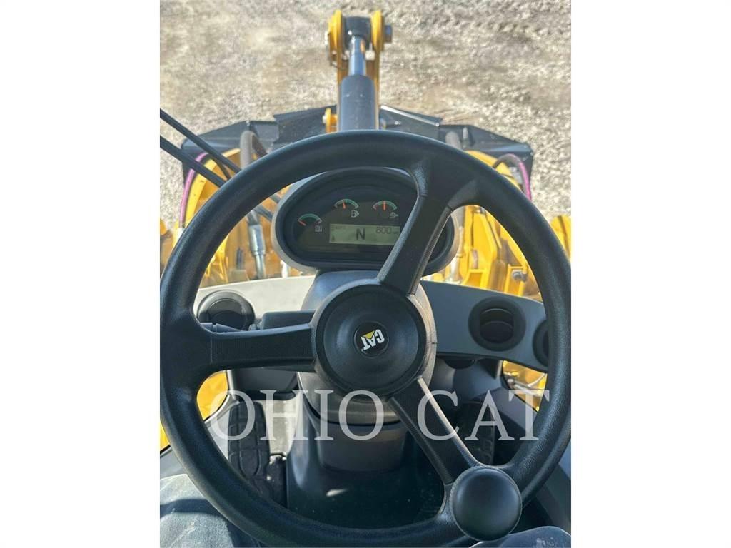 CAT 926M Колесни товарачи