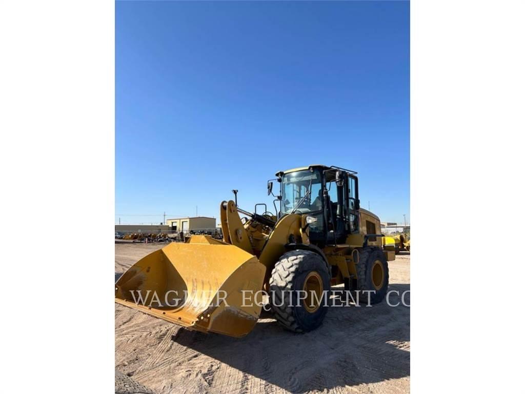 CAT 926M Колесни товарачи