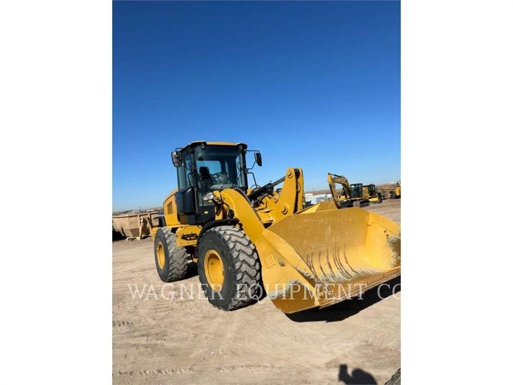 CAT 926M Колесни товарачи