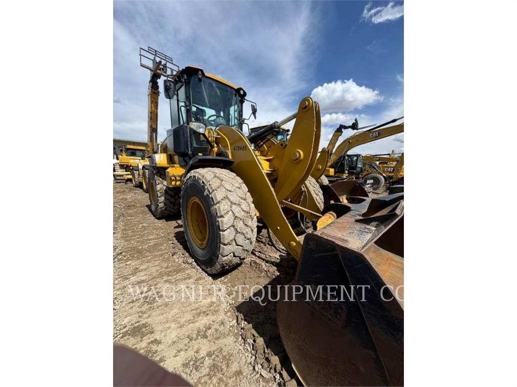 CAT 926M Колесни товарачи