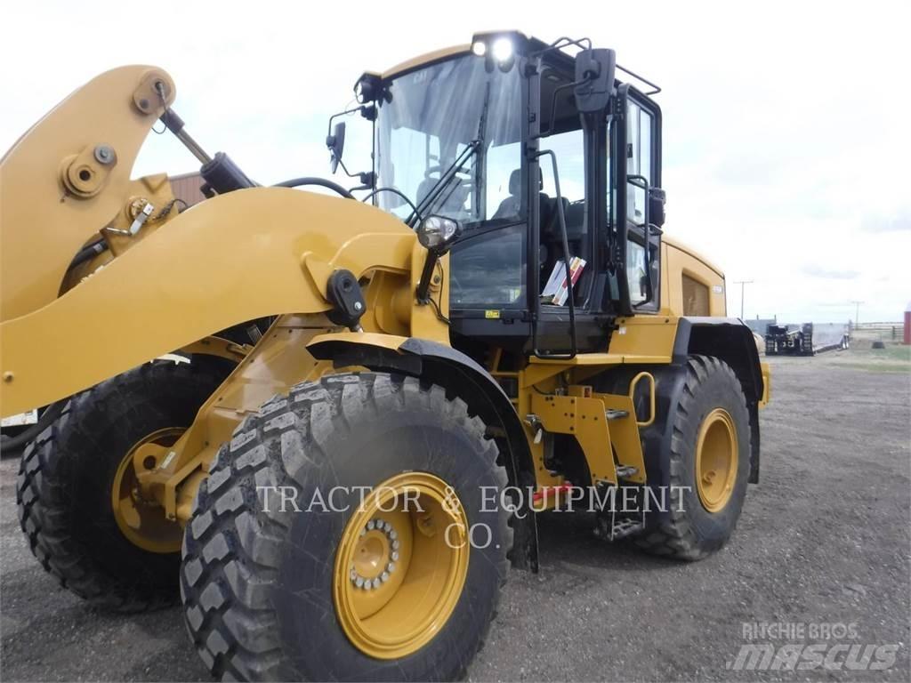 CAT 926M Колесни товарачи