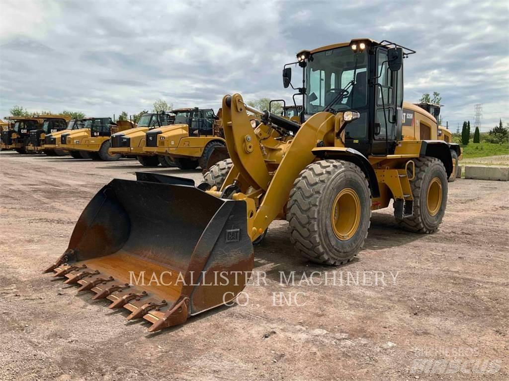 CAT 926M Колесни товарачи