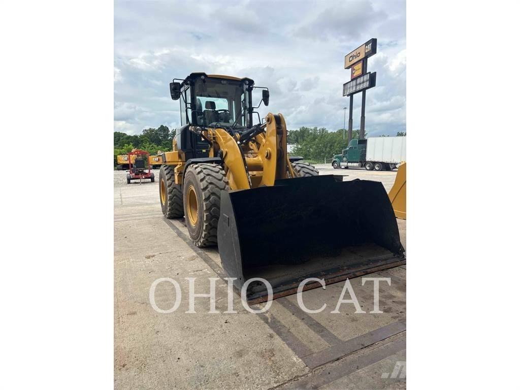 CAT 926M Колесни товарачи