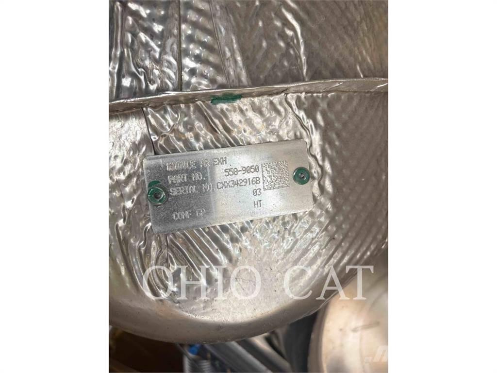 CAT 926M Колесни товарачи