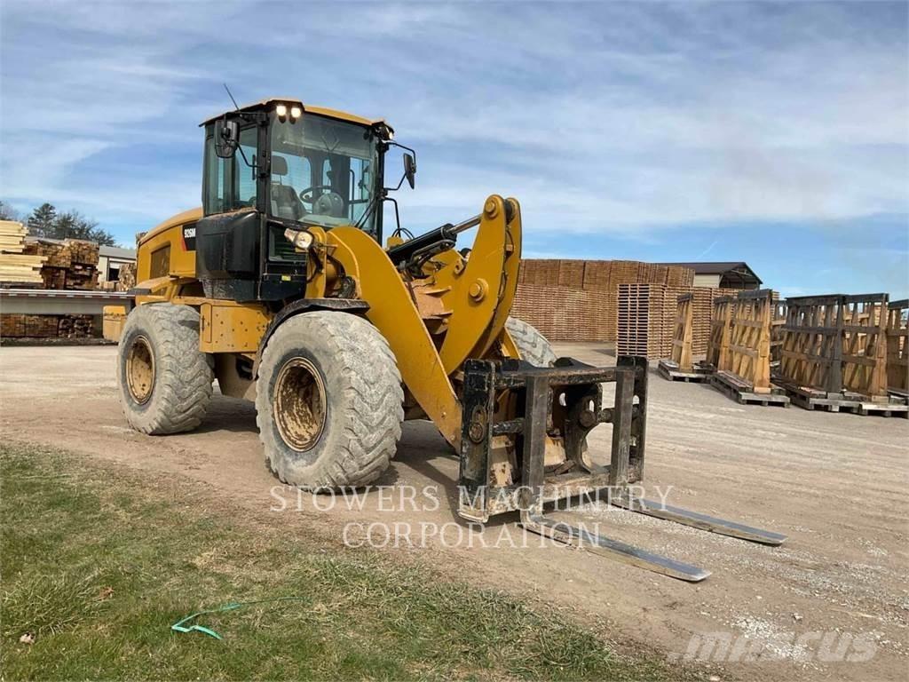 CAT 926M Колесни товарачи