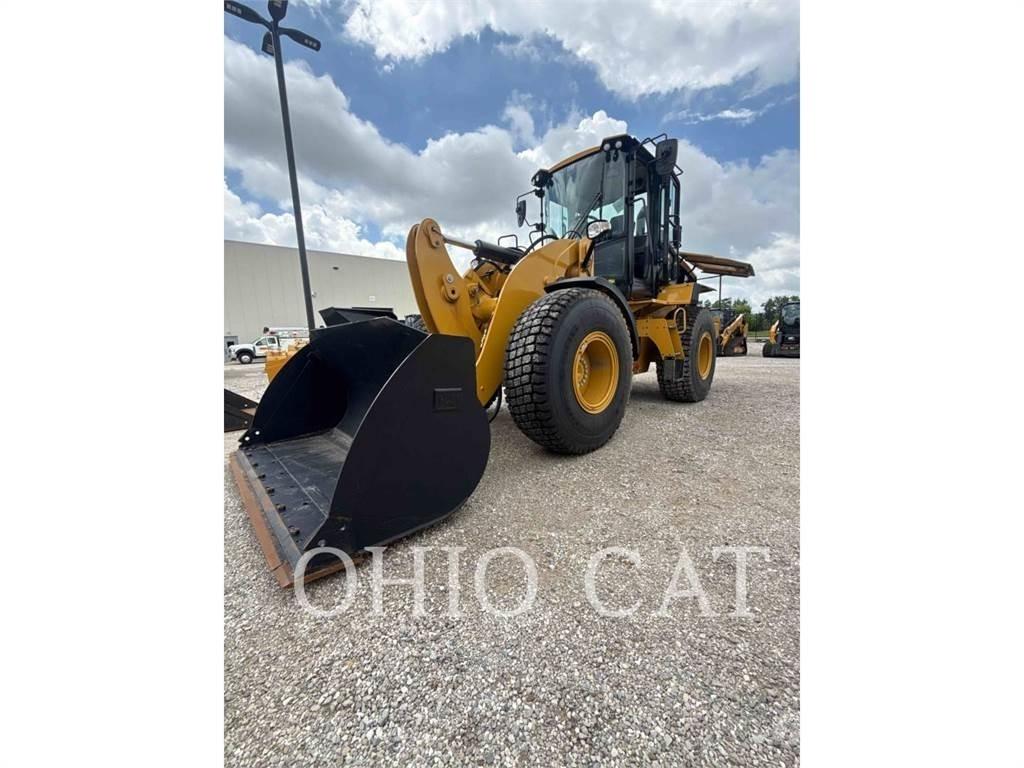 CAT 926M Колесни товарачи