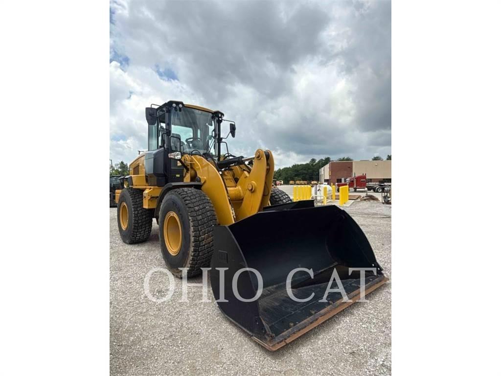 CAT 926M Колесни товарачи